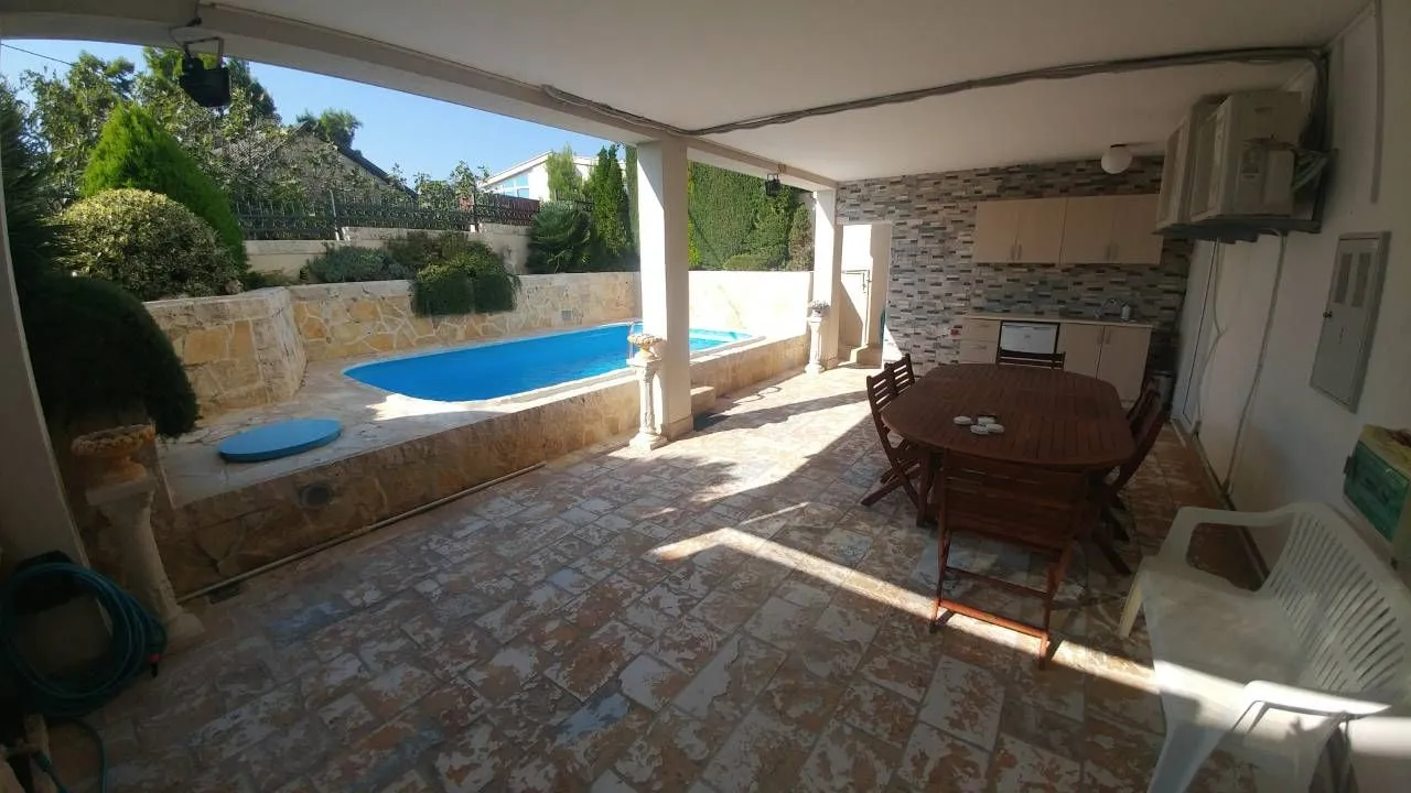 Sale, house, 200m², Bar, Crna Gora