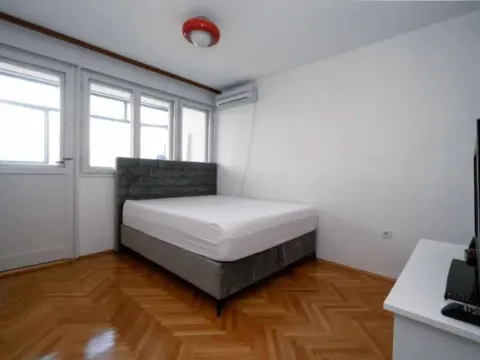 Sale, two bedroom apartment, 68m², Gorica C, Podgorica - image 1