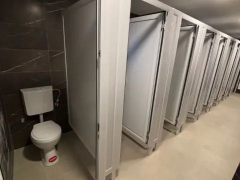 Rent, house, 350m², Dobanovci, Surčin - image 7