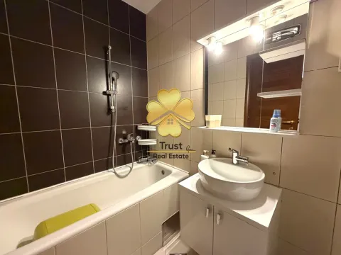 Rent, three bedroom apartment, 100m², City Kvart, Podgorica - image 14