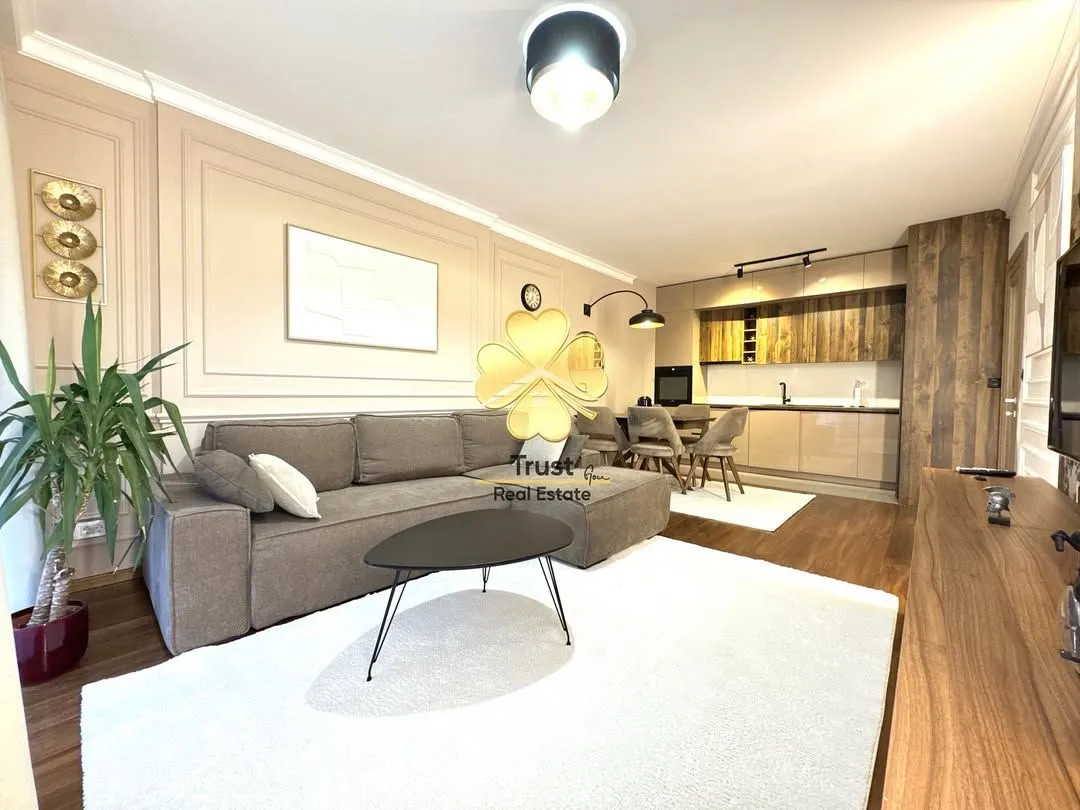 Izdavanje, jednosoban stan, 55m², Master Kvart, Podgorica