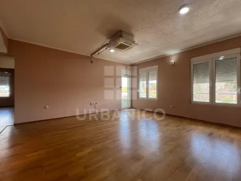 Rent, two bedroom apartment, 69m², Ljubović, Podgorica - image 2