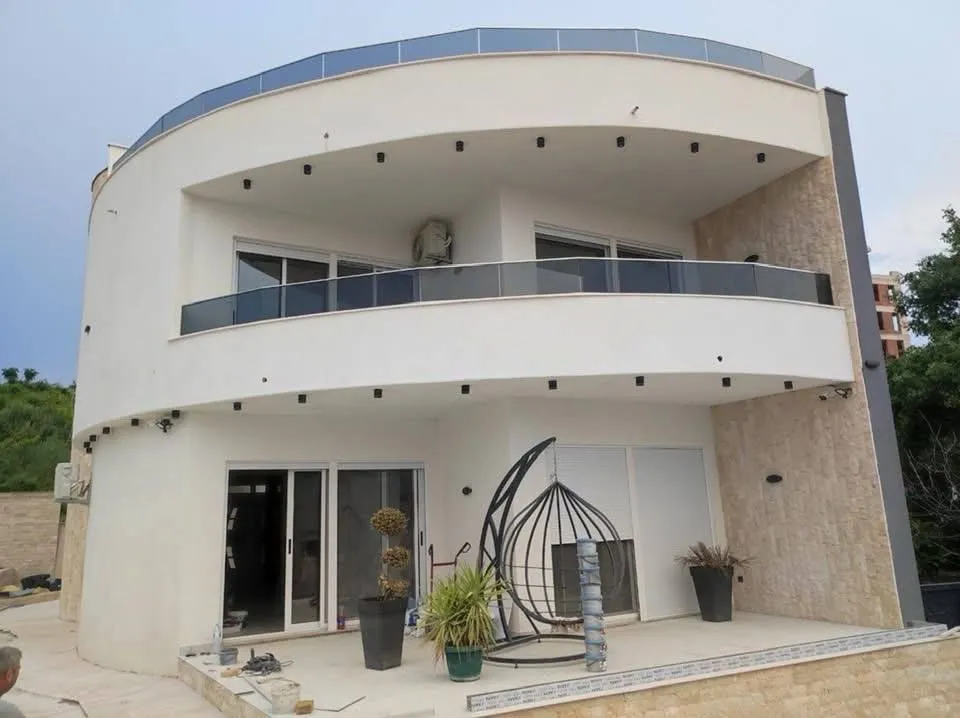 Sale, house, 350m², Centar, Bar