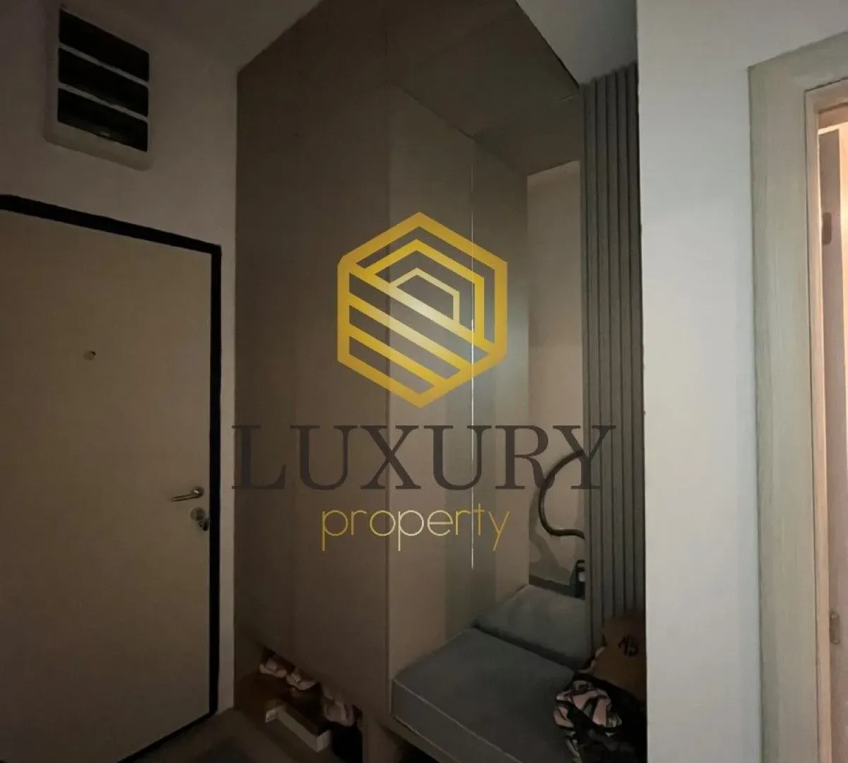 Izdavanje, jednosoban stan, 40m², Zagorič, Podgorica