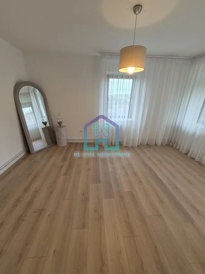 Prodaja, trosoban stan, 74m², Petrovaradin, Novi Sad