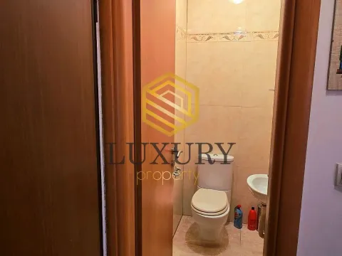 Izdavanje, dvosoban stan, 55m², Stari Aerodrom, Podgorica - image 6