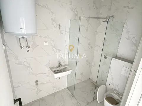 Prodaja, dvosoban stan, 67m², Stari Aerodrom, Podgorica - image 7