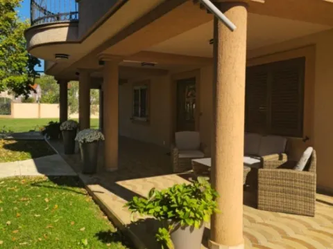 Prodaja, kuća, 300m², Tuzi, Podgorica - image 9