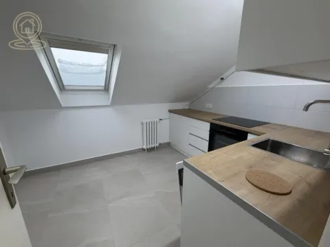 Izdavanje, trosoban stan, 85m², Sajmište, Novi Sad - image 17