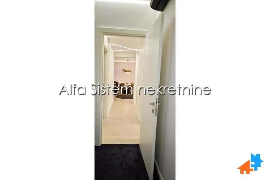 Rent, three bedroom apartment, 90m², Savski Venac, Beograd