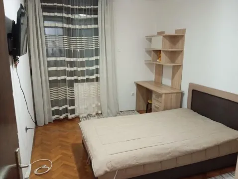 Izdavanje, dvosoban stan, 67m², Blok 6, Podgorica - image 6