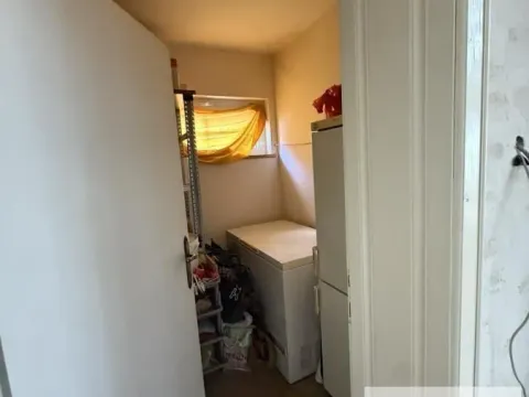 Prodaja, kuća, 248m², Centar, Stara Pazova - image 8