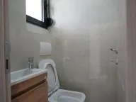 Izdavanje, poslovni prostor, 95m², Gorica C, Podgorica - image 10