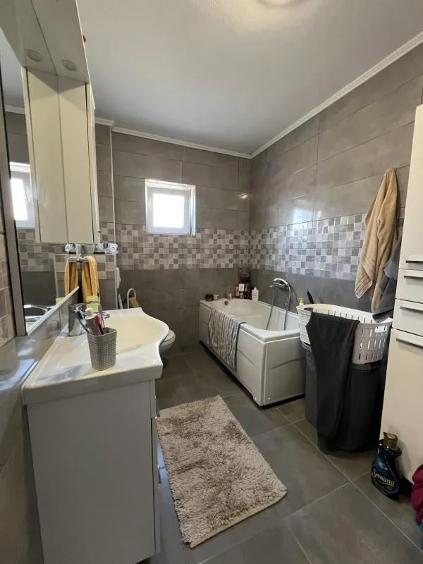 Prodaja, kuća, 350m², Bjeliši, Bar