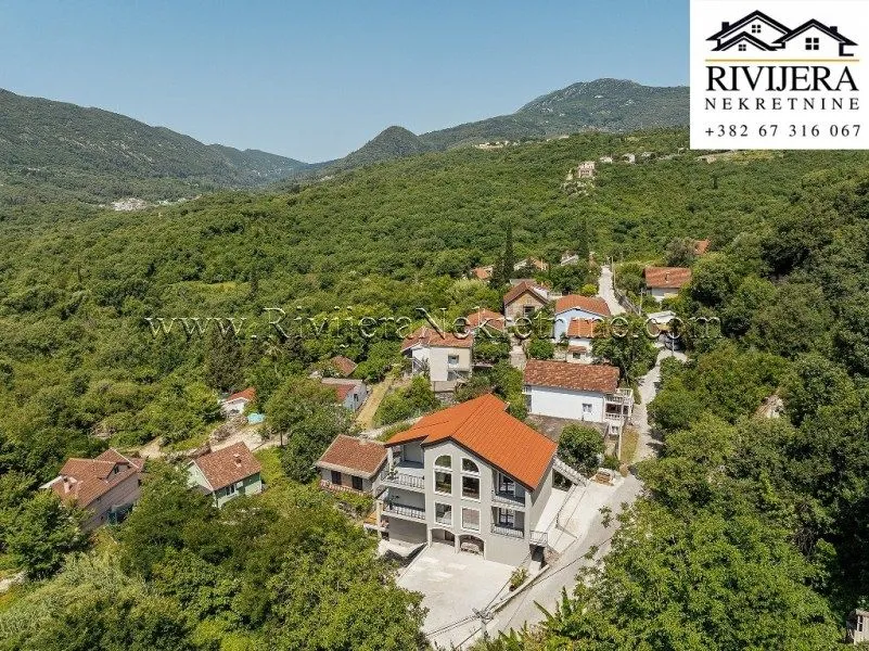 Prodaja, dvosoban stan, 103m², Herceg Novi, Crna Gora