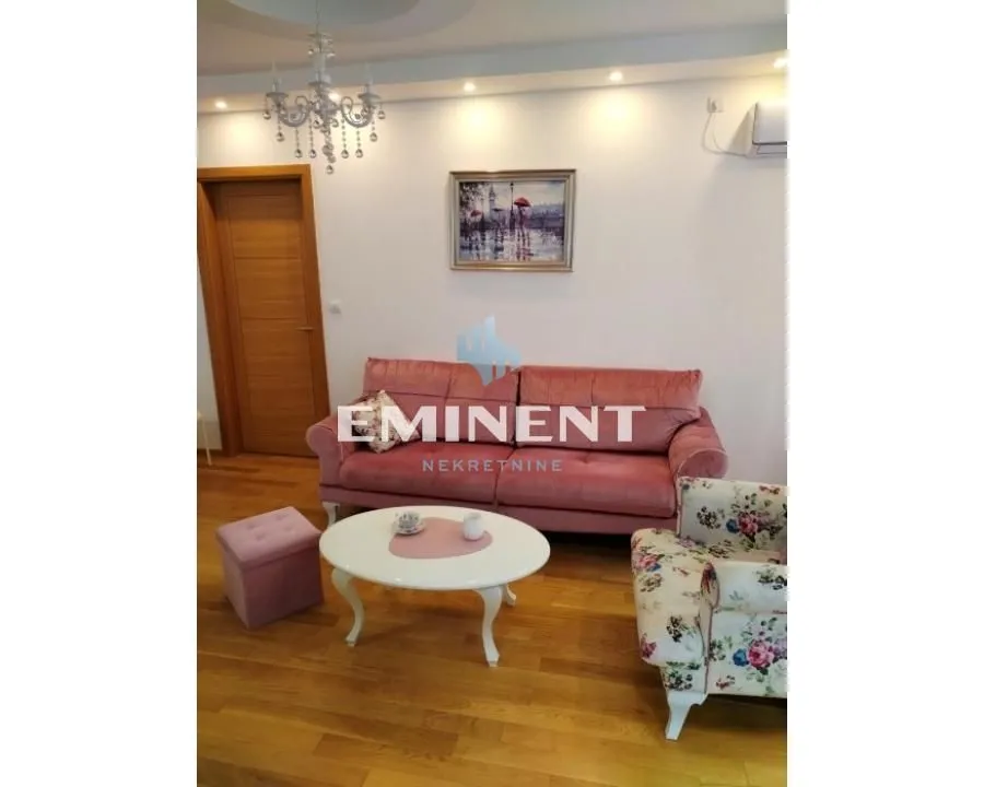 Rent, apartment, 42m², Crveni Krst, Beograd