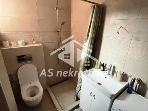 Rent, two bedroom apartment, 55m², Južni Bulevar, Vračar Sve Podlokacije - image 5