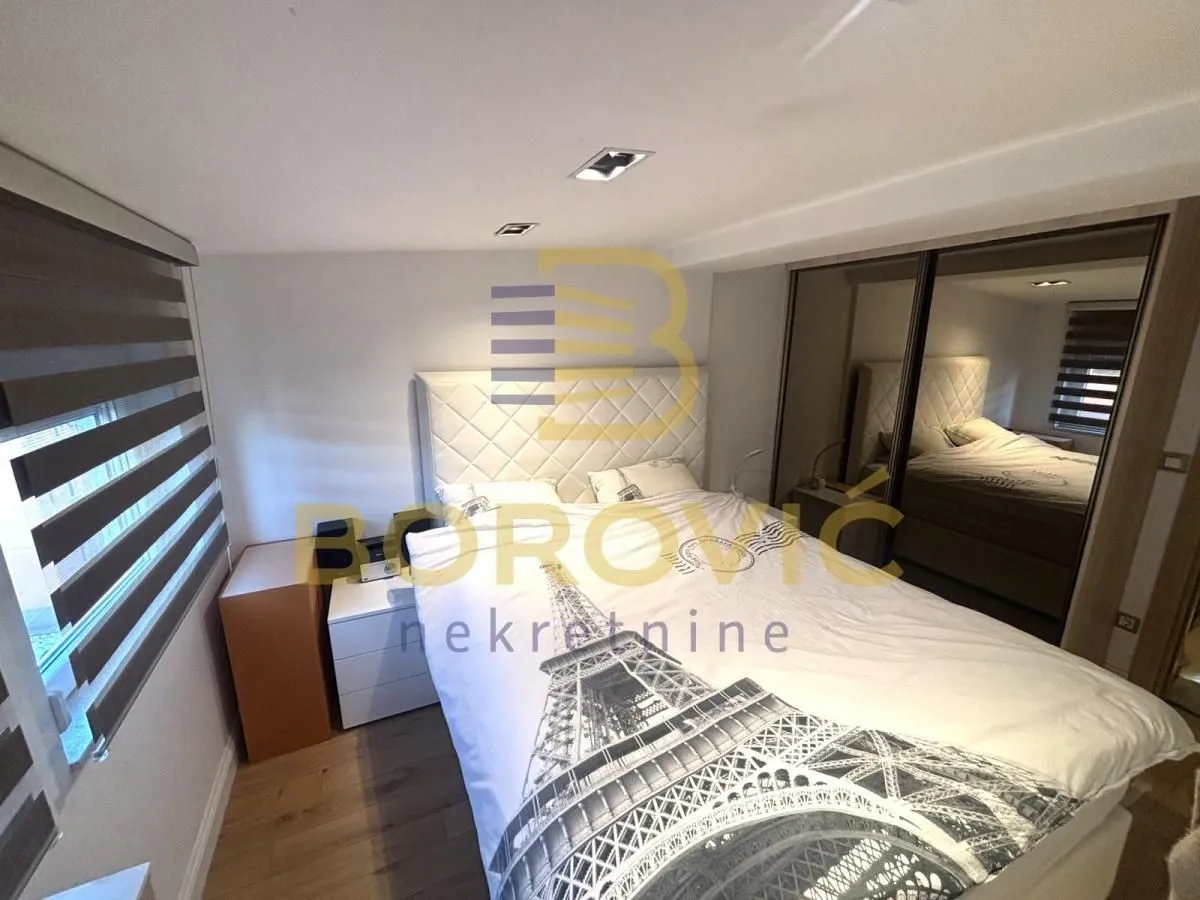 Prodaja, trosoban stan, 83m², Vračar Sve Podlokacije, Beograd
