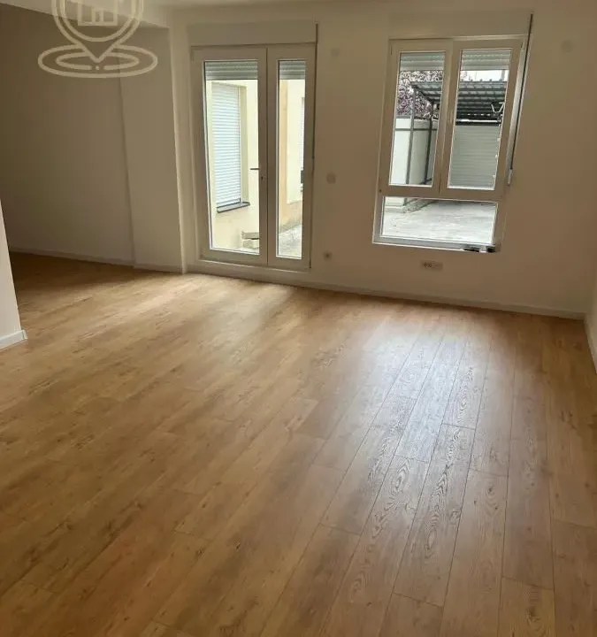 Sale, two bedroom apartment, 55m², Karaburma, Palilula Sve Podlokacije