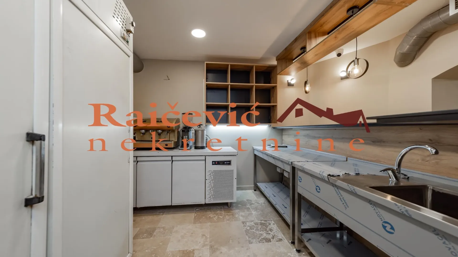 Sale, office space, 210m², Stari Grad, Beograd