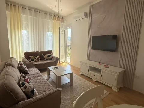 Izdavanje, jednosoban stan, 47m², Zagorič, Podgorica - image 11