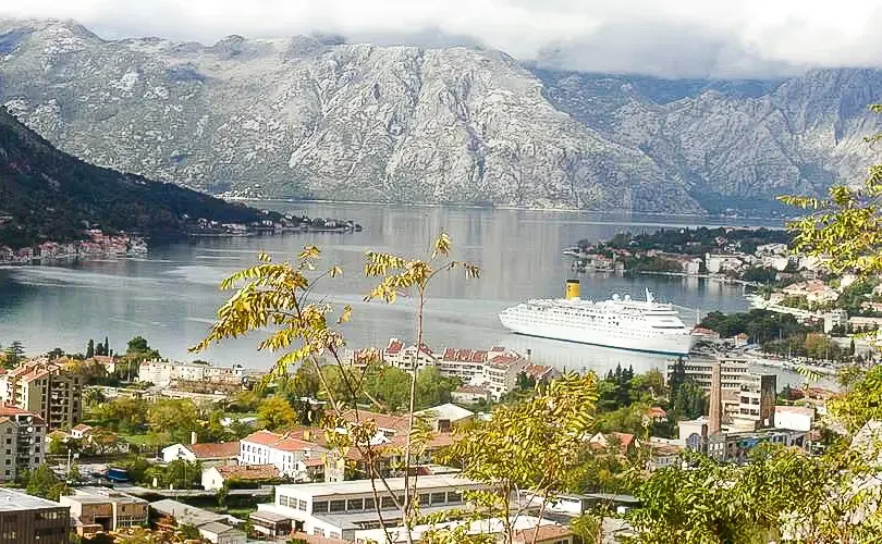 Prodaja, plac, 4004m², Kotor, Crna Gora