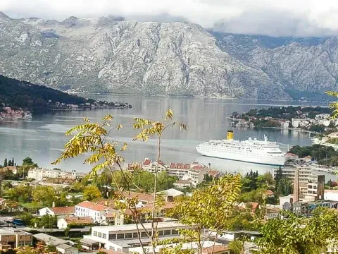 Sale, land lot, 4004m², Kotor, Crna Gora