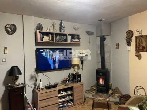 Prodaja, kuća, 95m², Karaburma, Palilula Sve Podlokacije - image 7