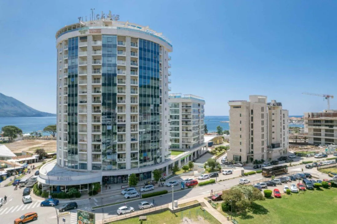 Sale, two bedroom apartment, 85m², Tre Canne, Budva