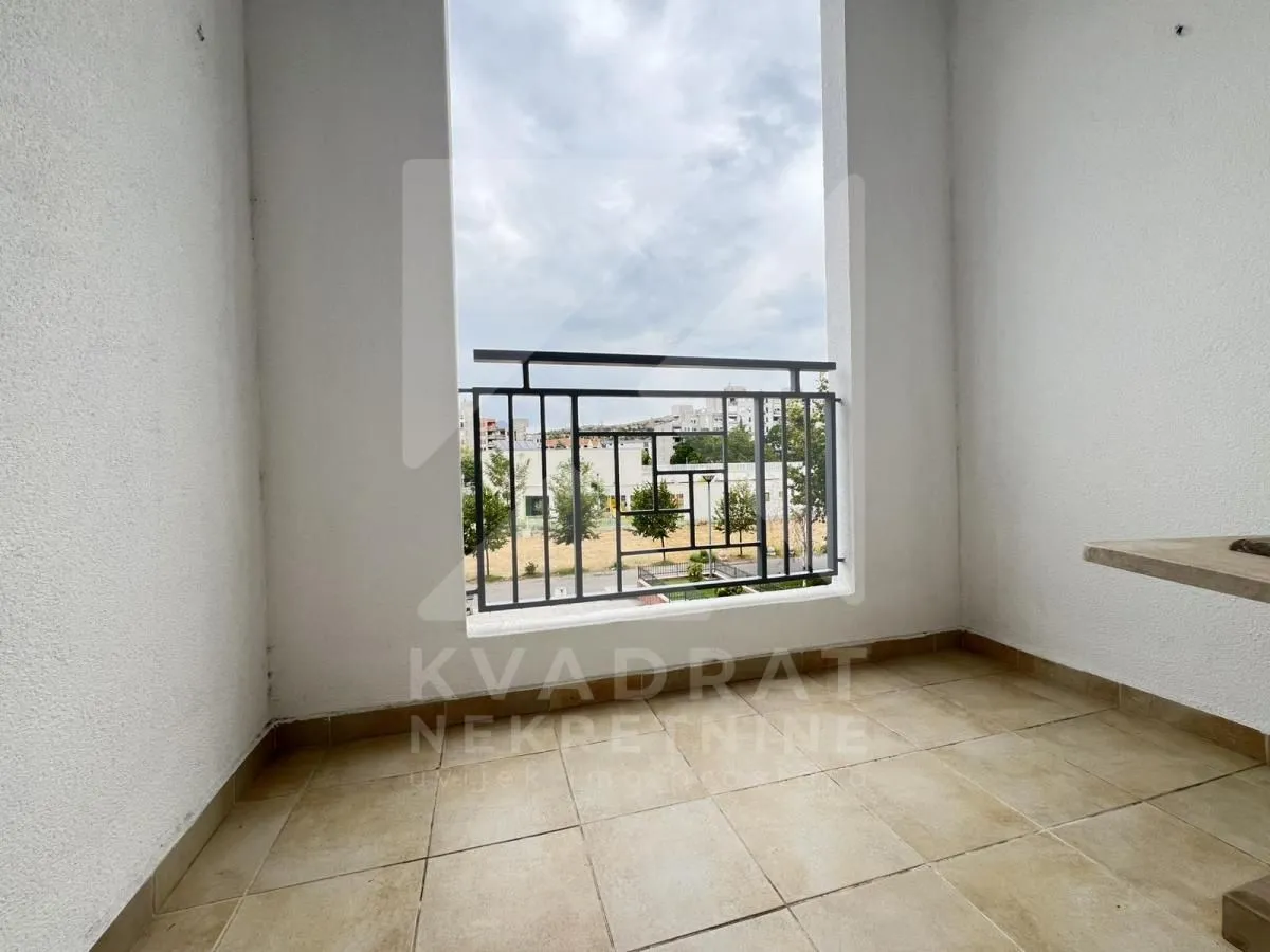 Rent, studio apartment, 26m², Blok 6, Podgorica