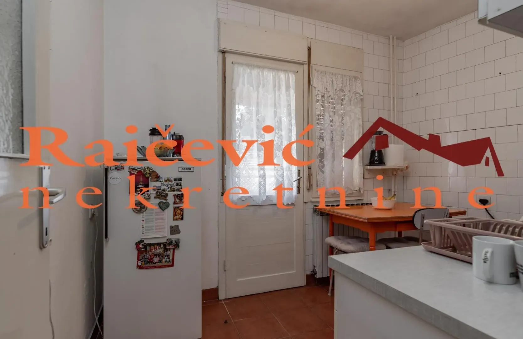 Izdavanje, trosoban stan, 88m², Voždovac, Voždovac Sve Podlokacije
