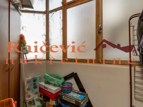 Sale, three bedroom apartment, 65m², Kalenić Pijaca, Vračar Sve Podlokacije - image 13