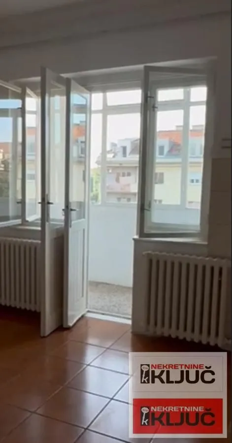 Prodaja, dvosoban stan, 68m², Kej, Novi Sad Sve Podlokacije
