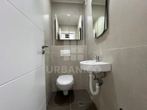 Izdavanje, dvosoban stan, 60m², 1 maj, Podgorica - image 7