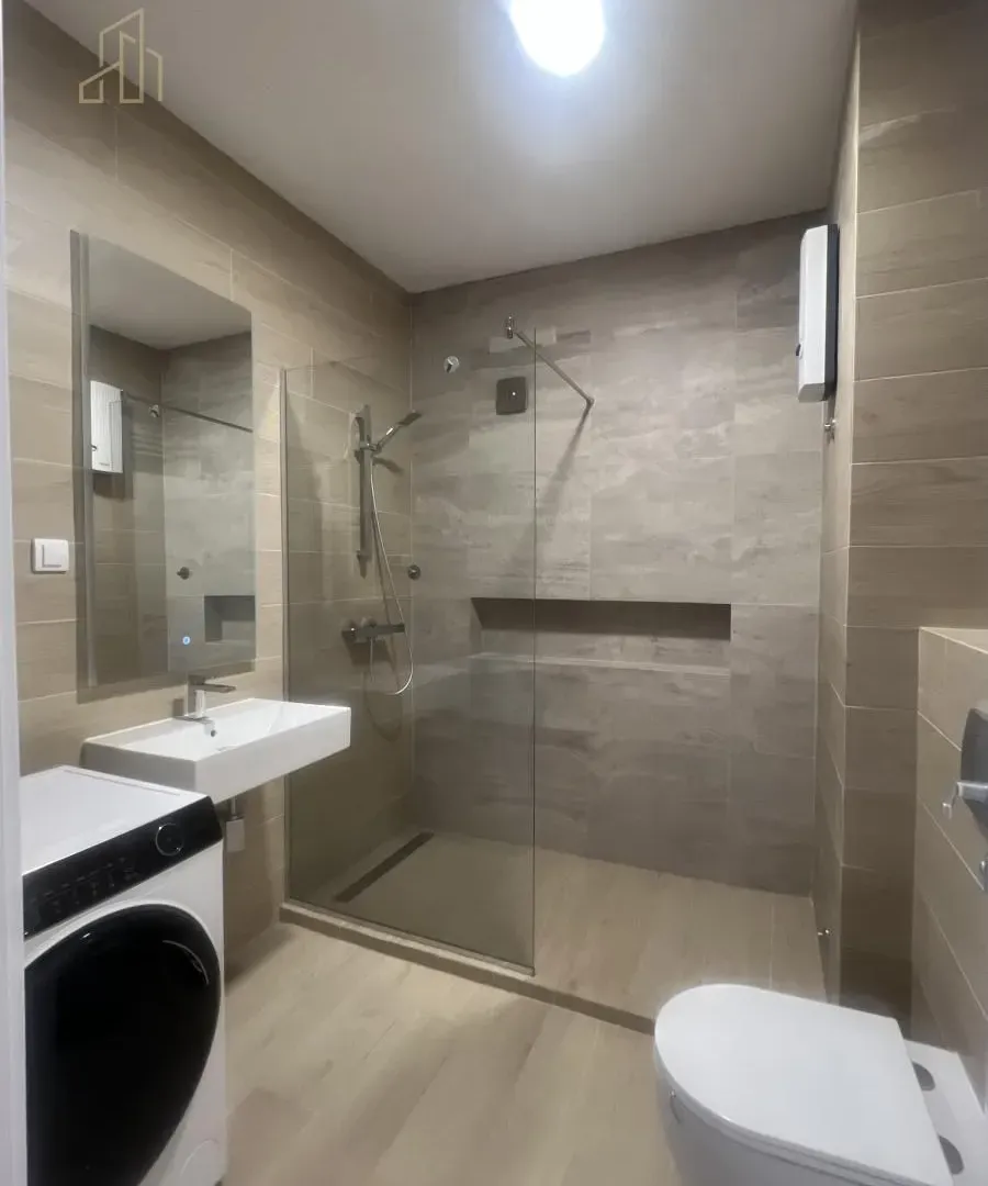 Prodaja, četvorosoban stan, 145m², Savski Venac, Beograd