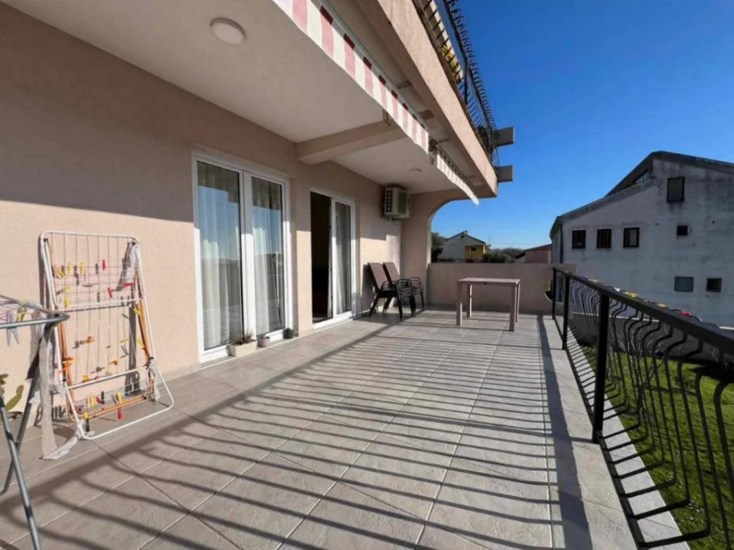 Sale, house, 350m², Bjeliši, Bar