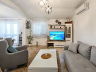 Izdavanje, trosoban stan, 120m², Mrčevac, Tivat