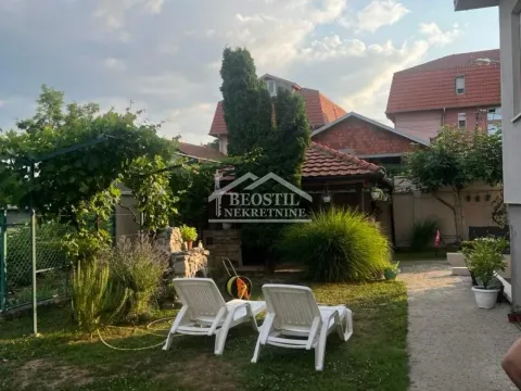 Sale, house, 254m², Ledine, Beograd - image 6