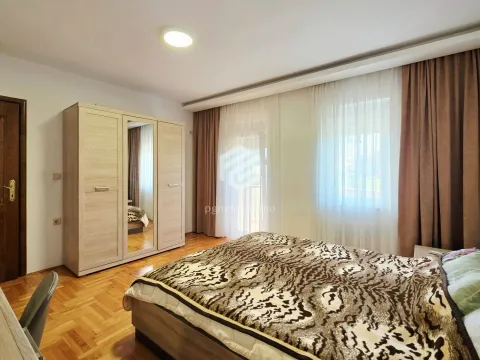Izdavanje, kuća, 250m², Tuzi, Podgorica - image 15