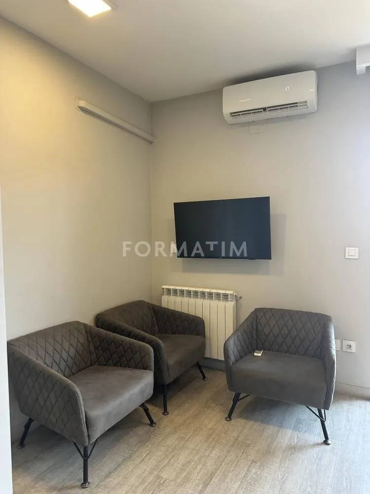 Sale, apartment, 118m², Đeram Pijaca, Beograd