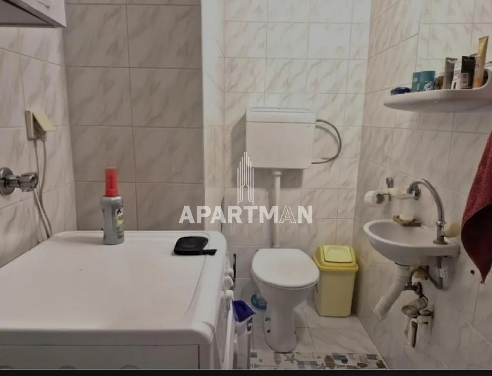 Prodaja, trosoban stan, 98m², Banovo Brdo, Beograd