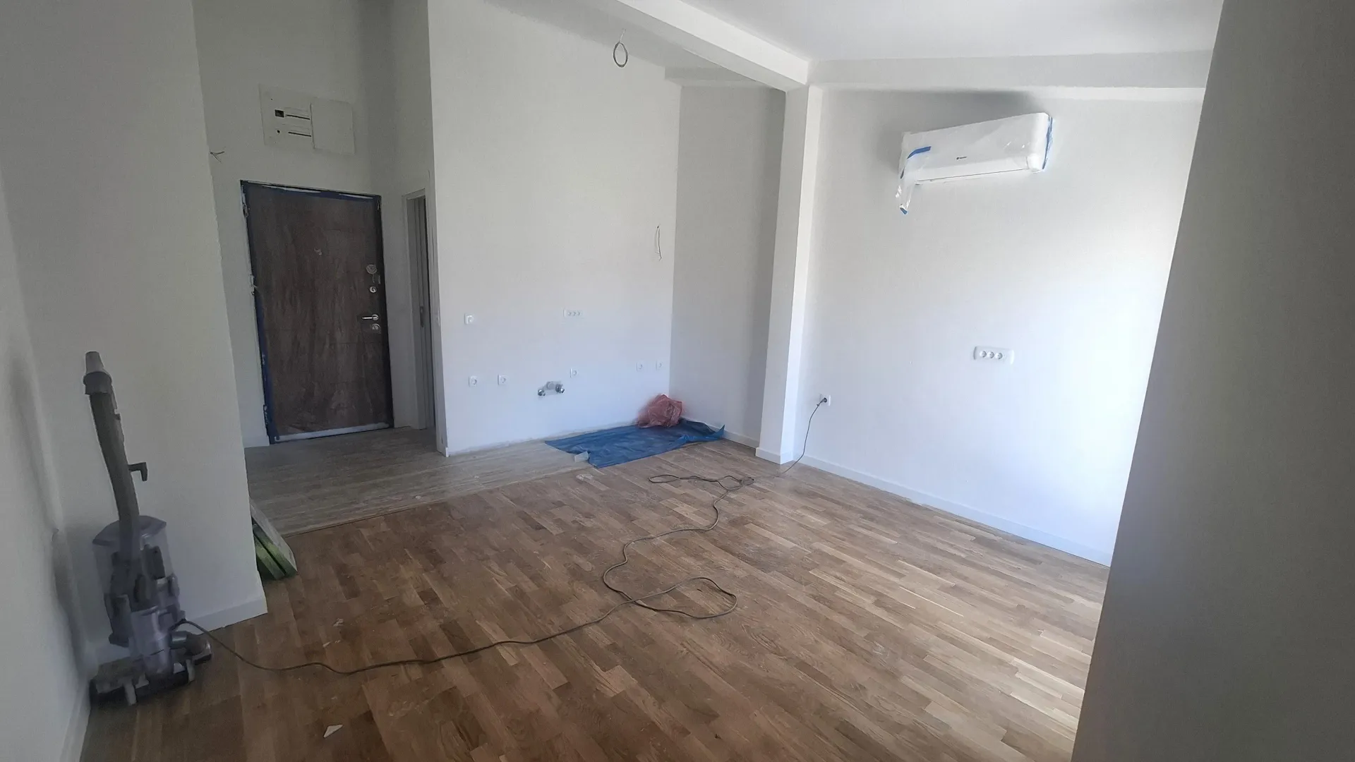 Prodaja, garsonjera, 26m², Centar, Bar