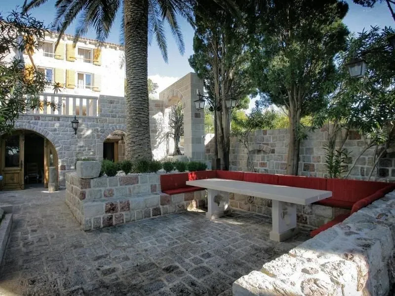 Sale, house, 434m², Reževići, Budva