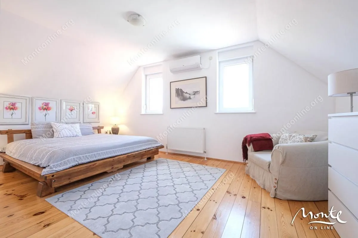 Sale, house, 177m², Krimovica, Kotor