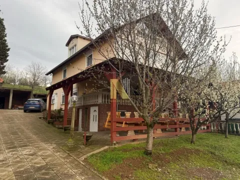 Sale, house, 199m², Banja Vrdnik, Irig