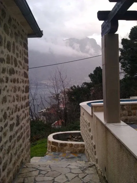 Sale, house, 130m², Prčanj, Kotor