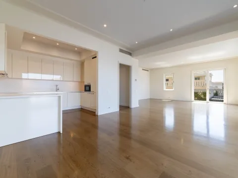 Prodaja, trosoban stan, 228m², Porto Montenegro, Tivat - image 11