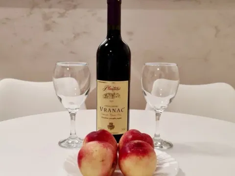 Izdavanje, garsonjera, 35m², Rozino, Budva - image 2