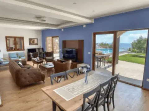 Rent, house, 300m², Reževići, Budva - image 5