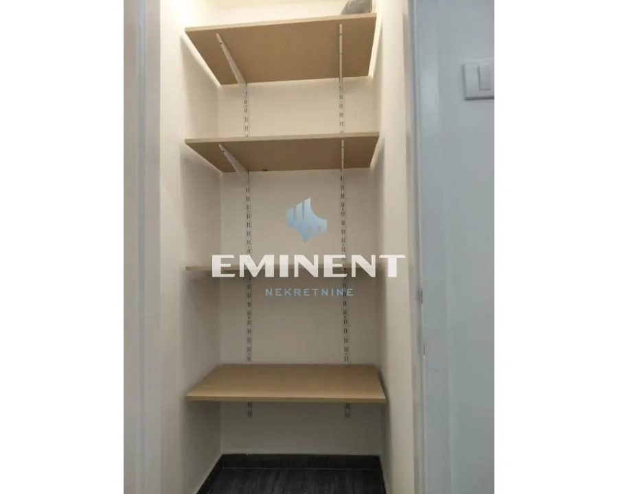 Rent, apartment, 64m², Stari Merkator, Novi Beograd Sve Podlokacije